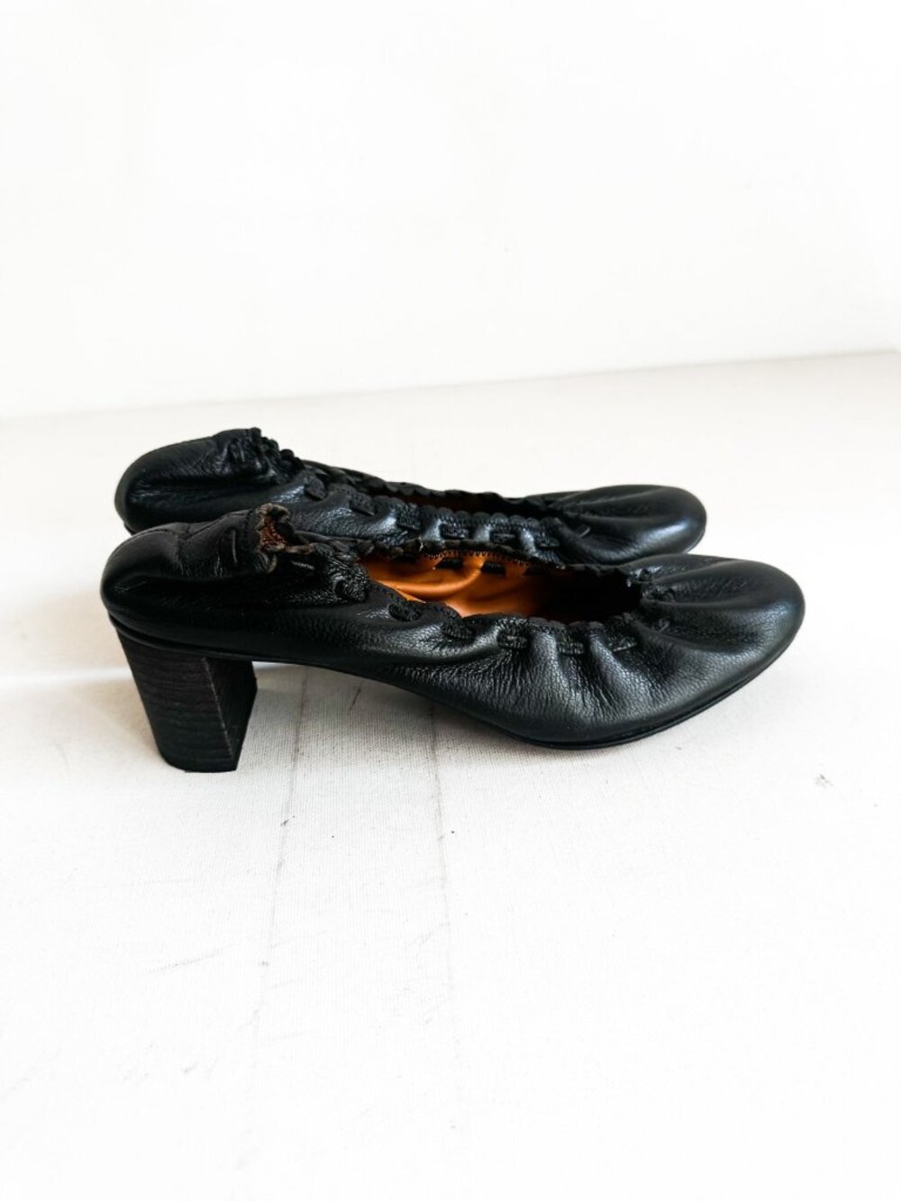 See by Chloé Leather Scalloped Accent Mules 38